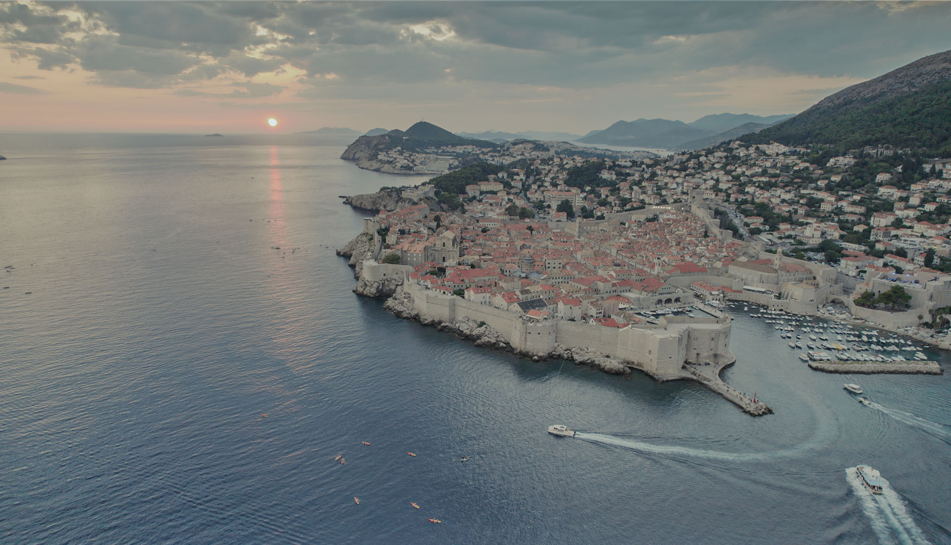 imagenes de viaje realizadas por mario de free live free ride con un drone de croacia